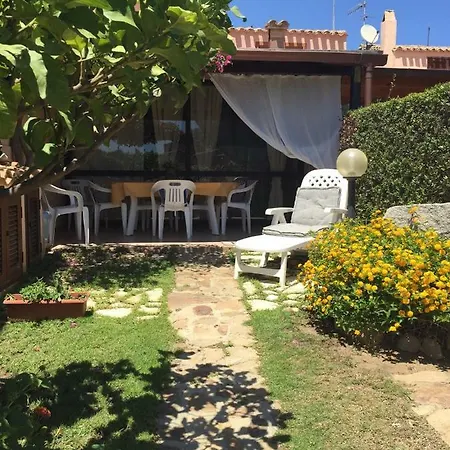 Holiday home Casa Verde A 200 Mt Dal Mare *